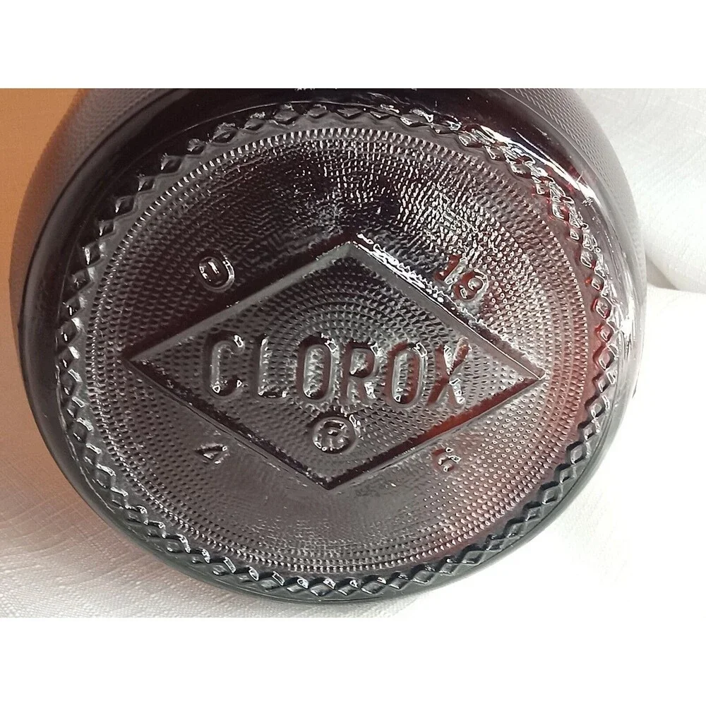 Vintage Clorox 1/2 Gallon Brown Glass Bottle Embossed One Finger W/ Original Lid